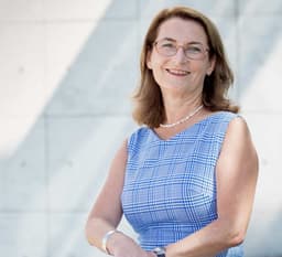 Prof. Dr. Back's photo